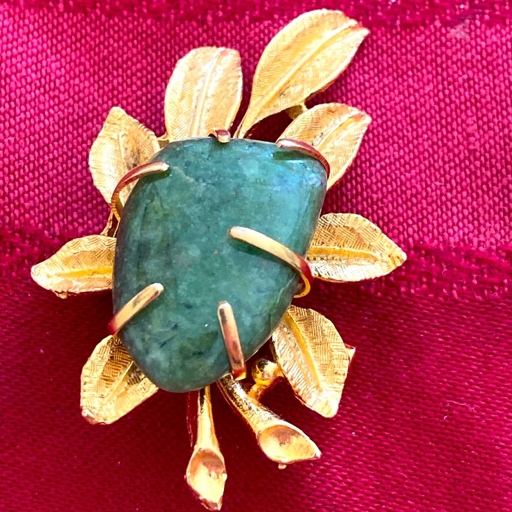 Vintage BSK Jade Stone Leaves Broach
